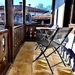 нова арбанашки стил-джакузи, панорамна гледка, ареа за малки и големи-заповядайте при нас (adults Only) 3*