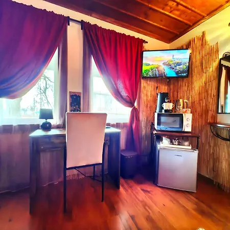 Нова Вила Арбанашки Стил-Джакузи, Панорамна Гледка, Ареа За Малки И Големи-Заповядайте При Нас (Adults Only) Arbanasi