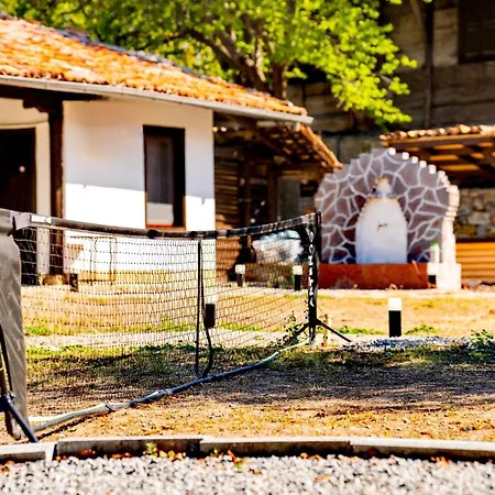 Complex Arbanashki Style-panoramic View With Summer And Winter Terrace, Jacuzzi, Sauna, Children's And Adult Area With Cinema Summer * Arbanaszi